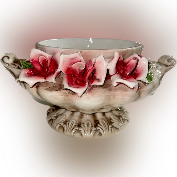 Genuine Capodimonte Porcelain Large Flower Tureen With Lid Made in Italy - Picture 4 of 5